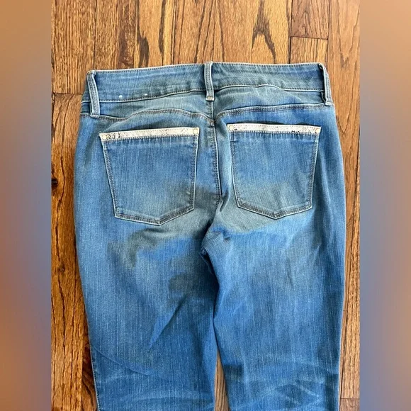 WHBM Skinny Ankle Jeans w Zipper on Bottom - Picture 8 of 14